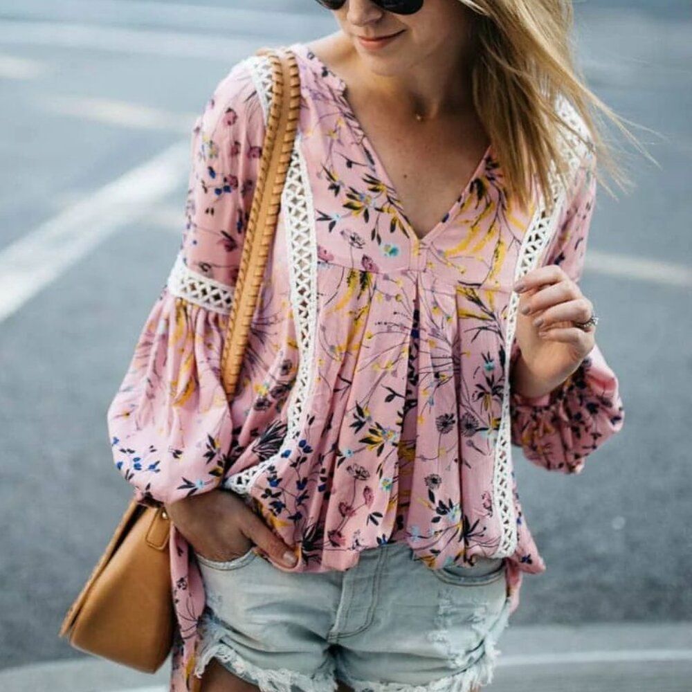 Chicwish Boho Floral Crochet V-Neck Pink Tunic S/M Romantic